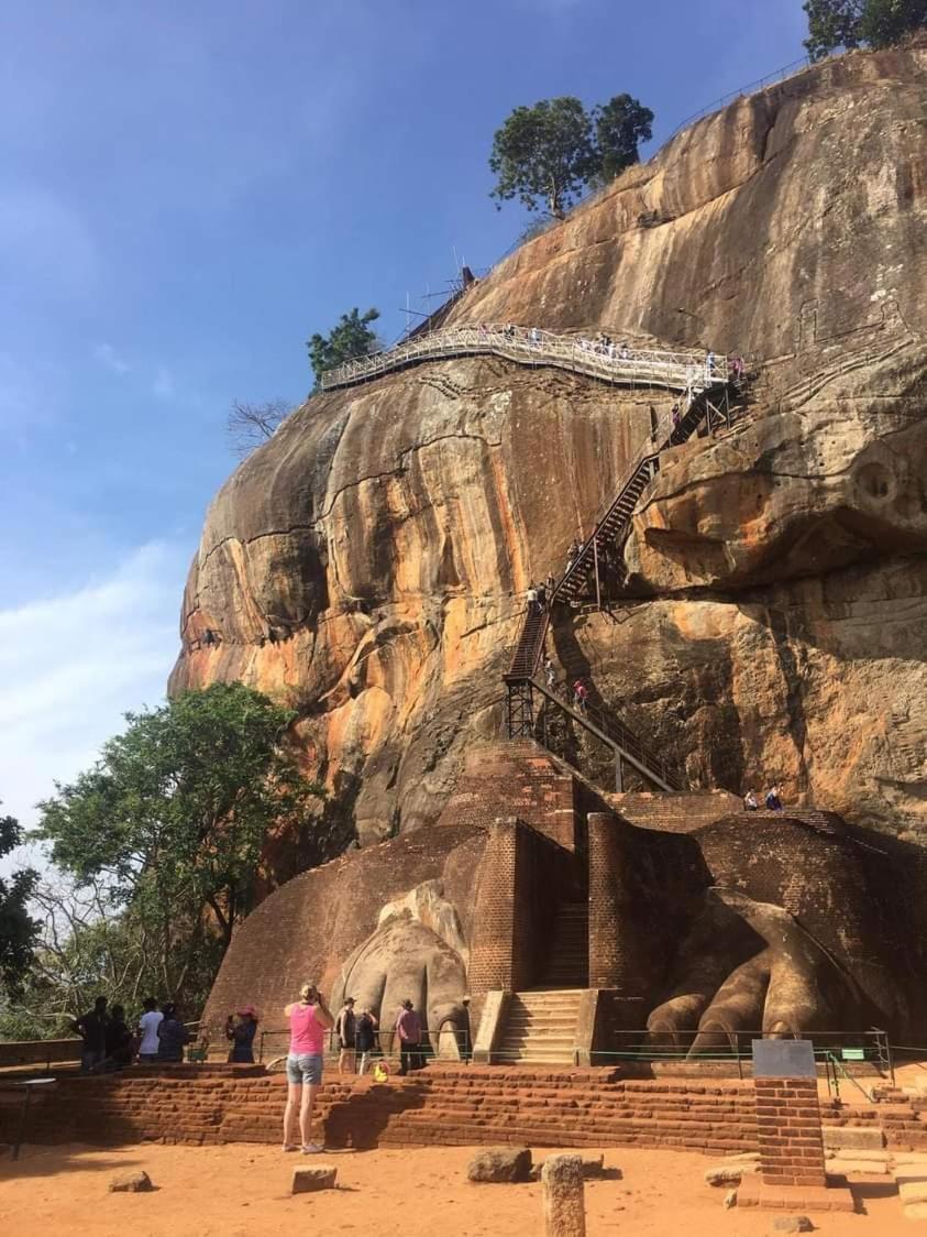Amron Resort Sigiriya Phòng bức ảnh