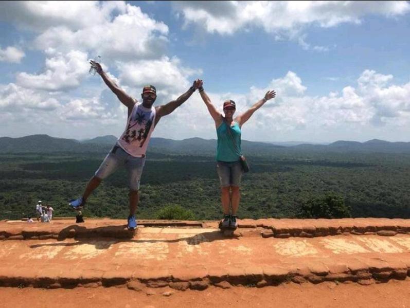 Amron Resort Sigiriya Phòng bức ảnh
