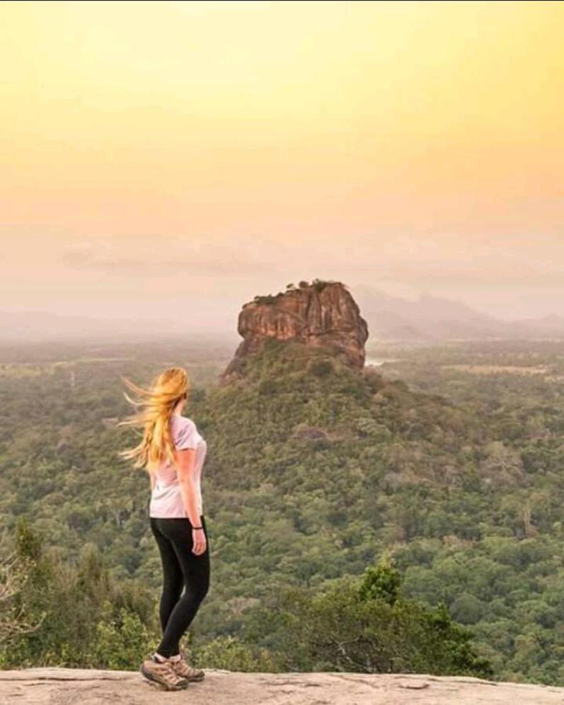 Amron Resort Sigiriya Phòng bức ảnh