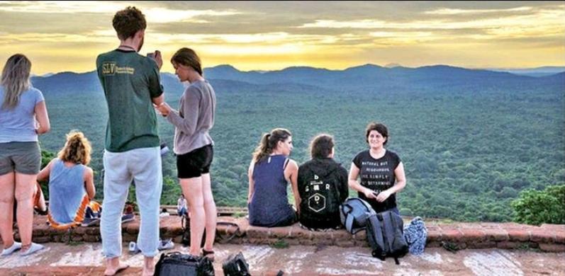Amron Resort Sigiriya Phòng bức ảnh